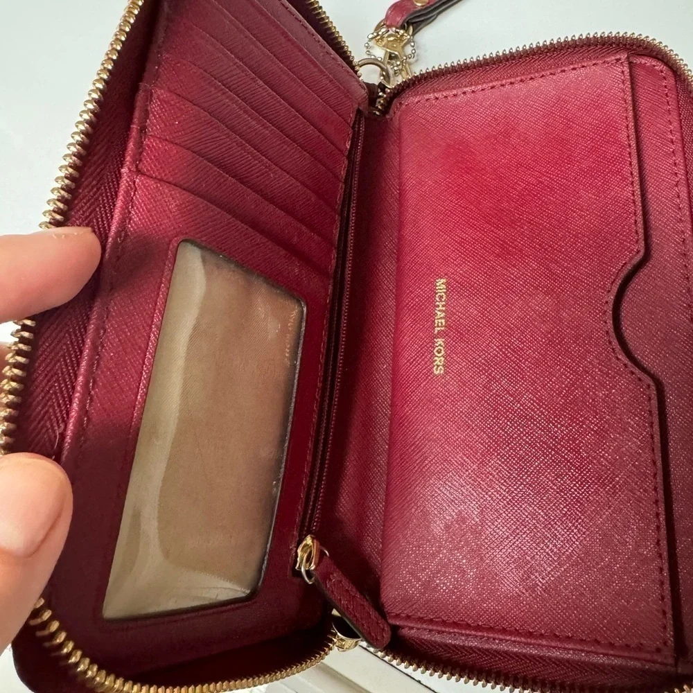 Michael Kors Jet Set Travel Wristlet Wallet Burgundy Pebbled Leather
